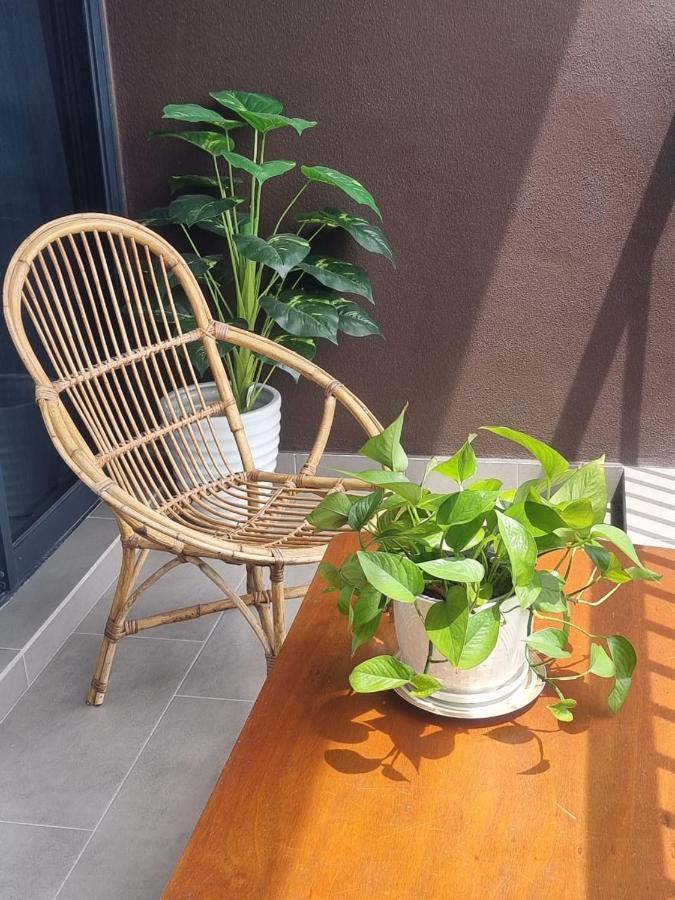 Mines Astetica Lake View Condo Seri Kembangan V1 Ngoại thất bức ảnh