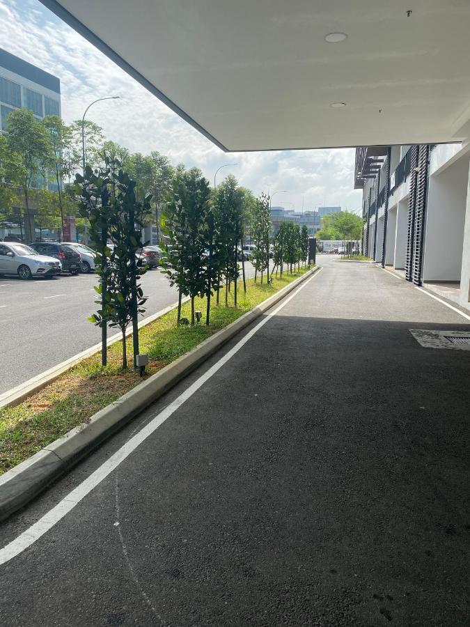 Mines Astetica Lake View Condo Seri Kembangan V1 Ngoại thất bức ảnh