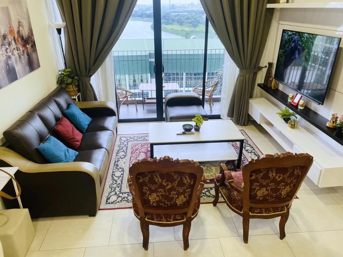 Mines Astetica Lake View Condo Seri Kembangan V1 Ngoại thất bức ảnh